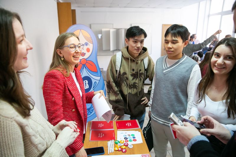 Maslenitsa: HSE International Students Celebrate Russian Traditions